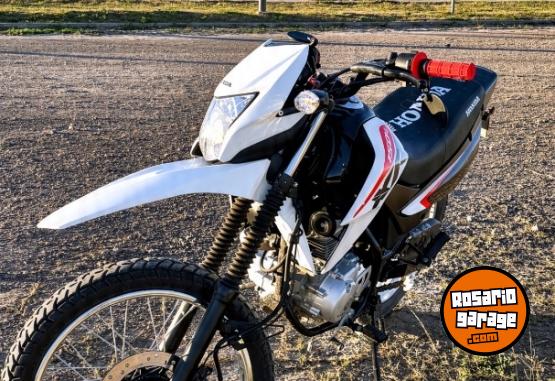 Motos - Honda Xr150 2025 Nafta 7000Km - En Venta