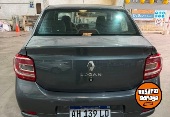 Autos - Renault Logan 5S Life 1.6 2025 Nafta 3600Km - En Venta