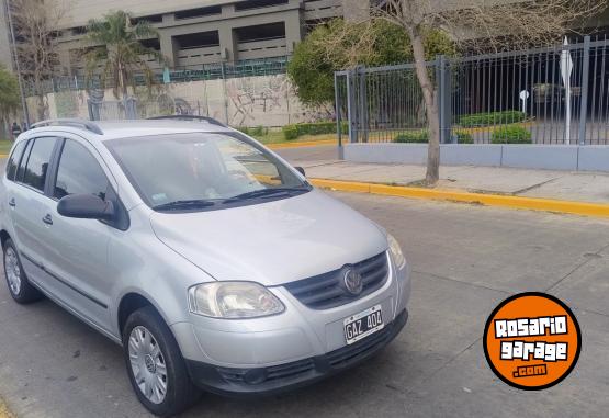 Autos - Volkswagen Suran 2007 Nafta 172000Km - En Venta