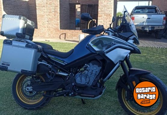 Motos - CF MT TOURING 800 2025 Nafta 2740Km - En Venta