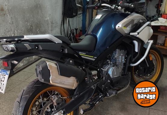 Motos - CF MT TOURING 800 2025 Nafta 2740Km - En Venta