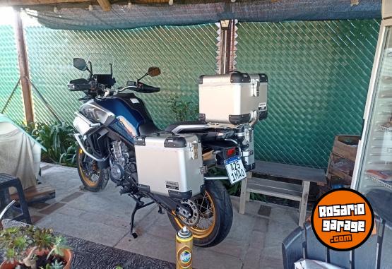 Motos - CF MT TOURING 800 2025 Nafta 2740Km - En Venta