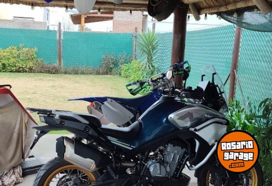 Motos - CF MT TOURING 800 2025 Nafta 2740Km - En Venta