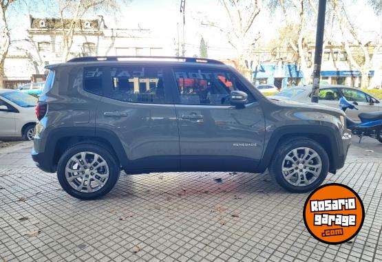 Autos - Chrysler Renegade 2025 Nafta 28000Km - En Venta