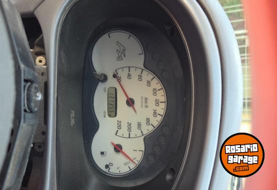Autos - Ford Ka 2001 Nafta 137000Km - En Venta