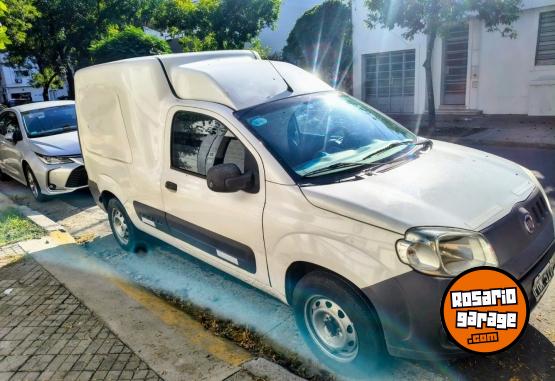 Utilitarios - Fiat Fiorino 2015 GNC 330000Km - En Venta