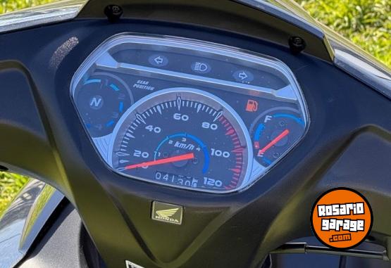 Motos - Honda Wave 2022 Nafta 4100Km - En Venta