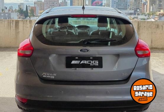 Autos - Ford Focus III SE Plus 2.0 MT 2015 Nafta 97000Km - En Venta