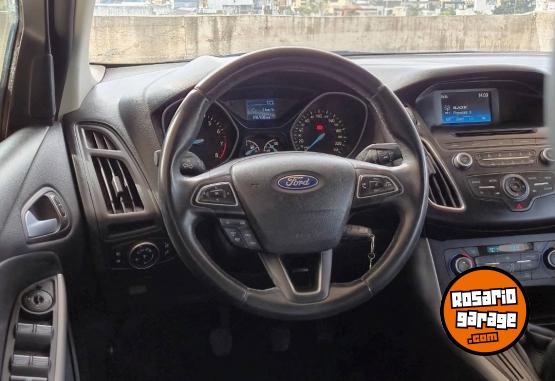 Autos - Ford Focus III SE Plus 2.0 MT 2015 Nafta 97000Km - En Venta