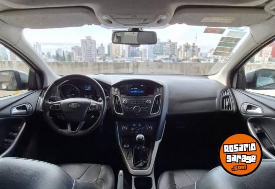 Autos - Ford Focus III SE Plus 2.0 MT 2015 Nafta 97000Km - En Venta