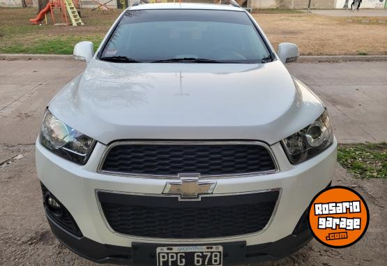 Camionetas - Chevrolet CAPTIVA 2.4 LS 4X2 2016 Nafta 160200Km - En Venta