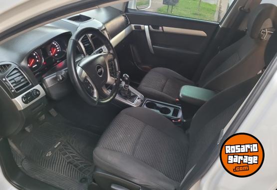 Camionetas - Chevrolet CAPTIVA 2.4 LS 4X2 2016 Nafta 160200Km - En Venta