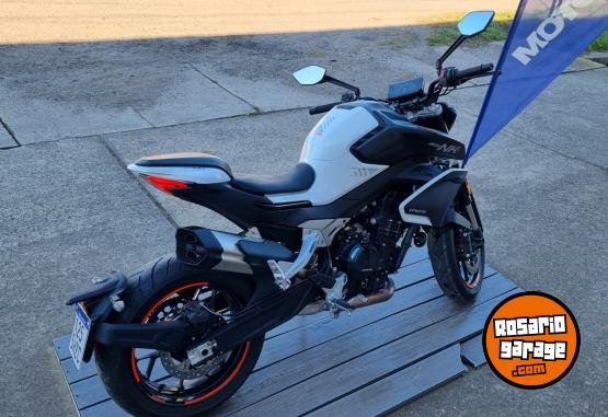 Motos - CF 800 NK 2025 Nafta 3213Km - En Venta