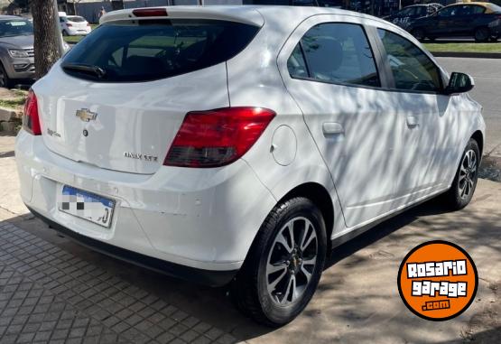 Autos - Chevrolet Onix 2016 GNC 226000Km - En Venta