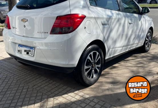 Autos - Chevrolet Onix 2016 GNC 226000Km - En Venta