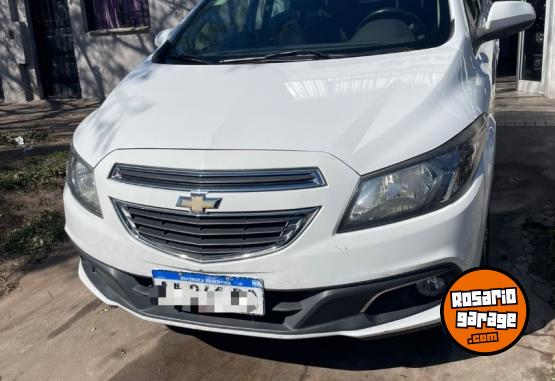 Autos - Chevrolet Onix 2016 GNC 226000Km - En Venta