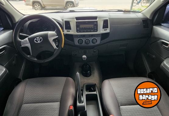 Camionetas - Toyota Hilux DX 2.5 4x2 2012 Diesel 307000Km - En Venta
