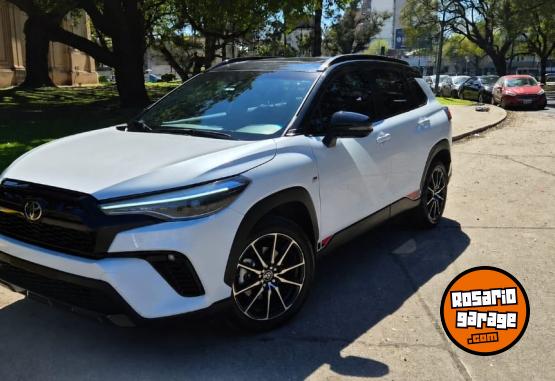 Camionetas - Toyota Corolla Cross GR 2023 Nafta 64000Km - En Venta