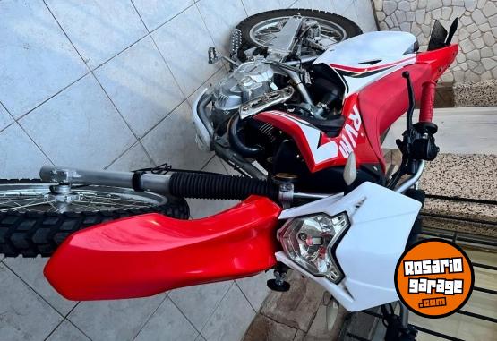 Motos - RVM Cz L 2022 Nafta 2900Km - En Venta