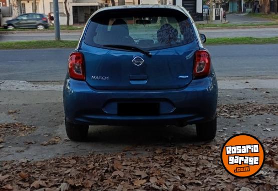 Autos - Nissan Sense 2017 Nafta 97000Km - En Venta