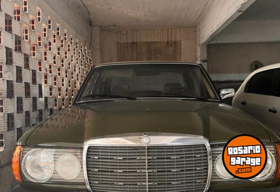 Autos - Mercedes Benz E230 1983 Nafta 199000Km - En Venta