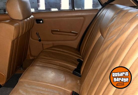 Autos - Mercedes Benz E230 1983 Nafta 199000Km - En Venta