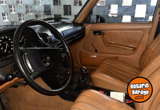Autos - Mercedes Benz E230 1983 Nafta 199000Km - En Venta