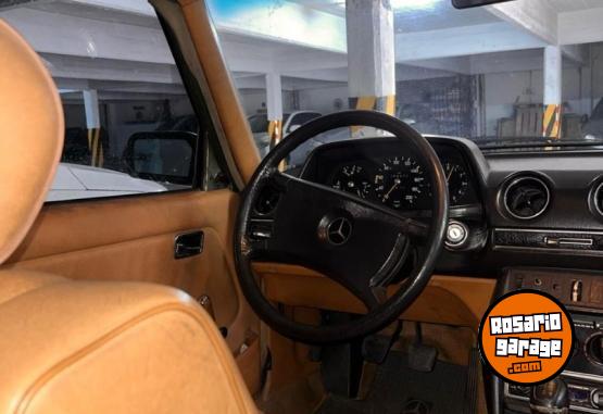 Autos - Mercedes Benz E230 1983 Nafta 199000Km - En Venta