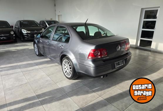 Autos - Volkswagen Bora Trenline 2.0 2011 Nafta 280000Km - En Venta