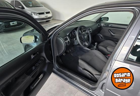 Autos - Volkswagen Bora Trenline 2.0 2011 Nafta 280000Km - En Venta