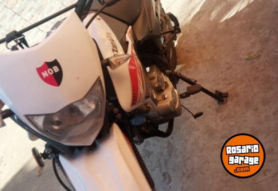 Motos - Zanella Zt 2024 Nafta 5000Km - En Venta
