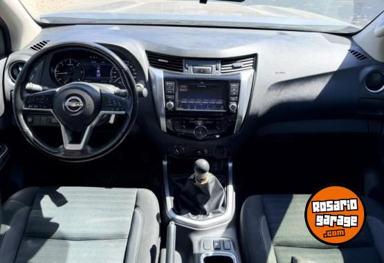 Camionetas - Nissan Frontier XE 4X4 2.3 2023 Diesel 79000Km - En Venta