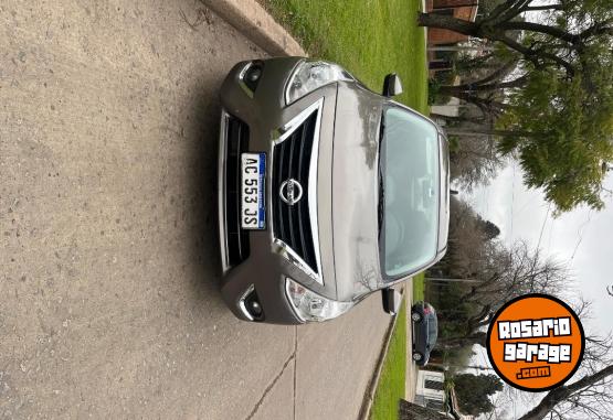 Autos - Nissan Versa 2018 Nafta 130000Km - En Venta