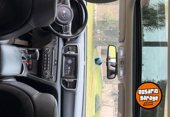 Camionetas - Kia Sportage 2018 Diesel 150000Km - En Venta