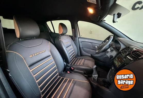 Autos - Renault Sandero Stepway Intense 2023 Nafta 24700Km - En Venta