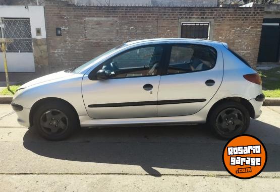 Autos - Peugeot 206 Generation 2010 Nafta 152300Km - En Venta
