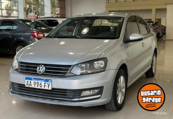 Autos - Volkswagen Polo 2017 Nafta 104000Km - En Venta