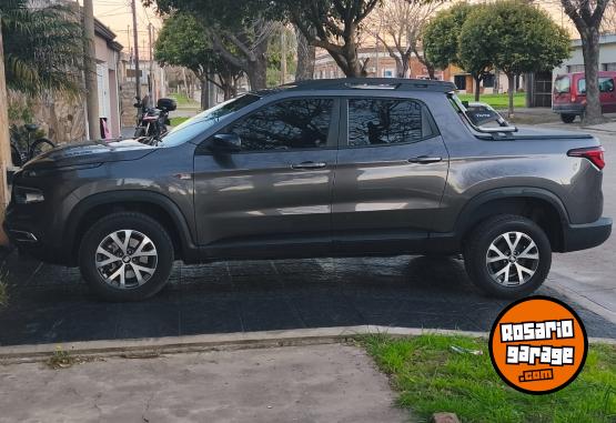 Camionetas - Fiat Toro Freedom 1.8 AT Nafta 2024 Nafta 37000Km - En Venta