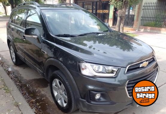 Autos - Chevrolet Captiva 2017 Nafta 136000Km - En Venta