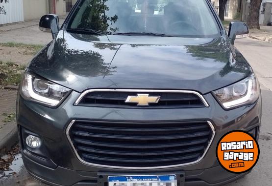 Autos - Chevrolet Captiva 2017 Nafta 136000Km - En Venta
