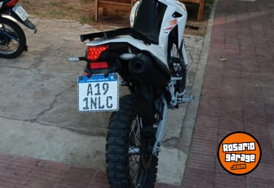 Motos - Guerrero tundra gxr 250 2023 Nafta 12300Km - En Venta