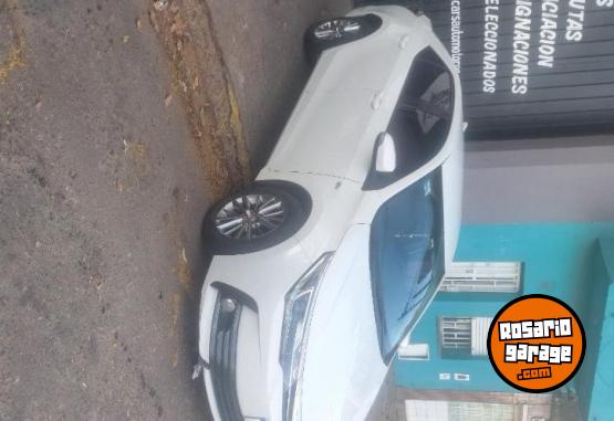 Autos - Toyota Corolla XEI 2017 Nafta 116000Km - En Venta