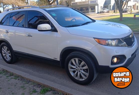 Camionetas - Kia Sorento 2012 Nafta 200000Km - En Venta
