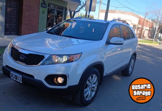 Camionetas - Kia Sorento 2012 Nafta 200000Km - En Venta