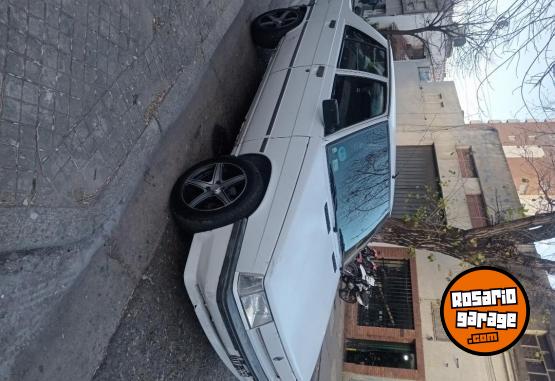 Autos - Renault 9 1993 GNC 270000Km - En Venta