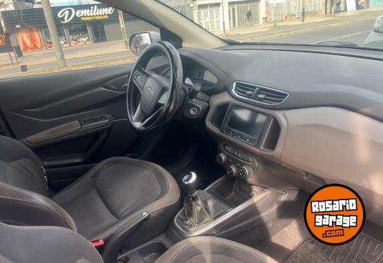 Autos - Chevrolet Prisma ltz 2013 Nafta 169000Km - En Venta