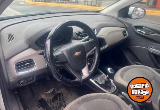 Autos - Chevrolet Prisma ltz 2013 Nafta 169000Km - En Venta