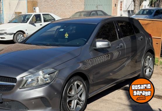 Autos - Mercedes Benz A200 2017 Nafta 124000Km - En Venta