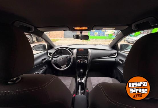 Autos - Toyota Yaris XS 1.5 CVT 2025 Nafta 8400Km - En Venta