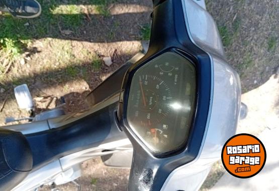 Motos - Honda Nf 2006 Nafta 70000Km - En Venta